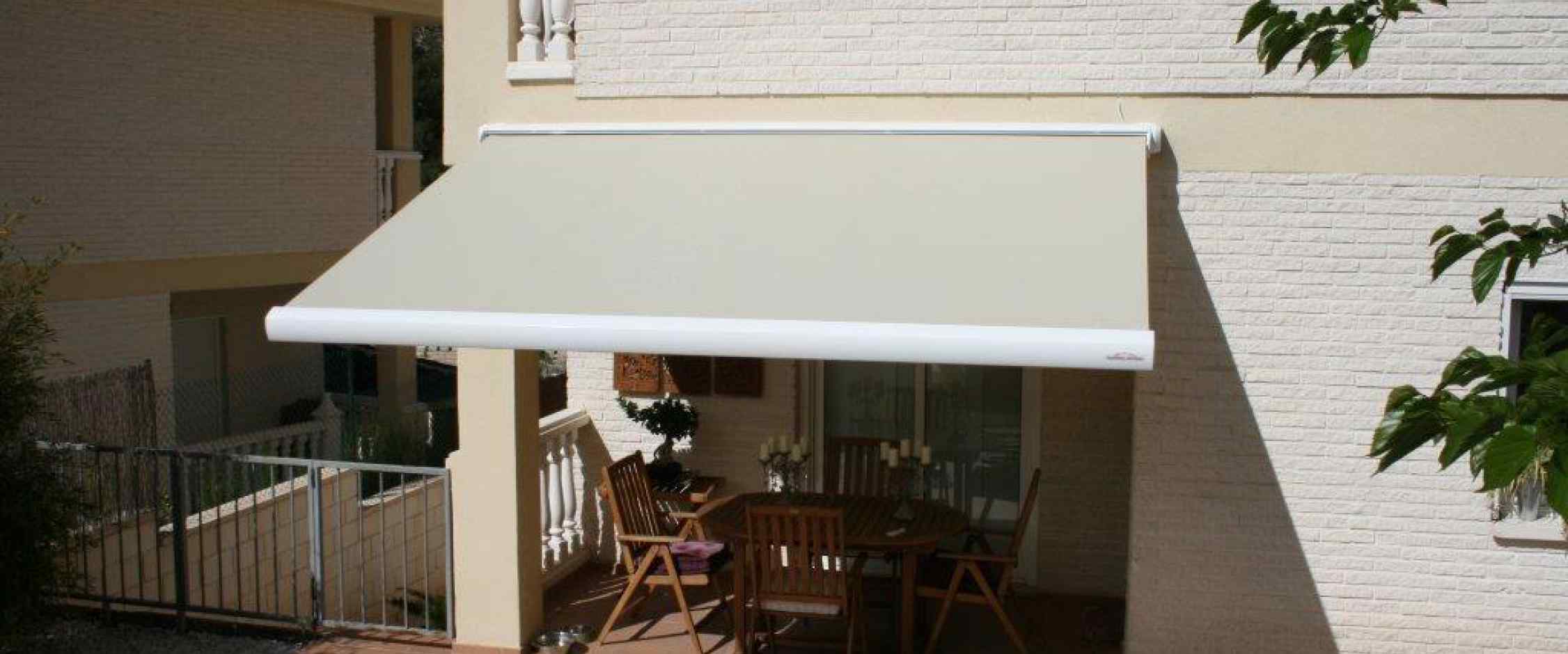 Toldo brazo invisible IRIS